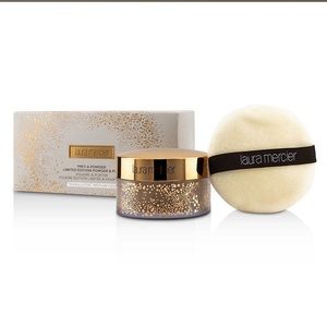 Laura Mercier Translucent Powder & Puff